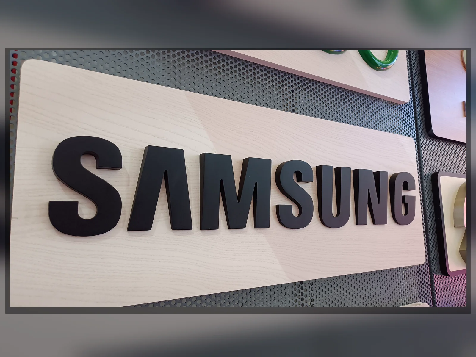 Dimensional stainless steel letters for brand wall