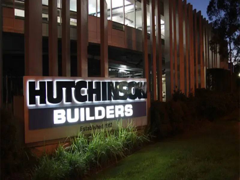 Reverse channel letters for construction and trade businesses